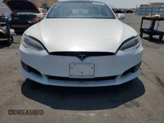 2017 Tesla Model S 60 with VIN 5YJSA1E16HF198903, listed as a Copart auction lot 60601565 with Not provided miles and Clean title. Bid and sale history available at DreamBid. Image 5.