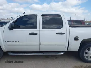 2009 Chevrolet Silverado 1500 LT with VIN 3GCEC23J49G131129, listed as a IAAI auction lot 41778537 with 209,262 mi miles. Bid and sale history available at carsss.com. Image 14.