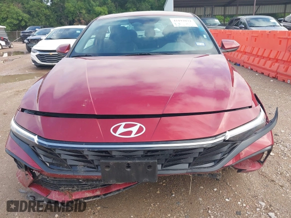 2025 Hyundai Elantra SEL Convenience with VIN KMHLS4DG0SU880288, listed as a IAAI auction lot 42192034 with 13,502 mi miles and . Bid and sale history available at DreamBid. Image 12.