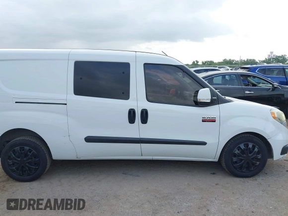 2016 Ram ProMaster City Cargo Tradesman SLT z VIN ZFBERFBT9G6C61839, wystawiony jako IAAI lot #42528937 z przebiegiem 137 729 mil mil oraz . Historia ofert i sprzedaży dostępna na DreamBid. Obrazek 13.
