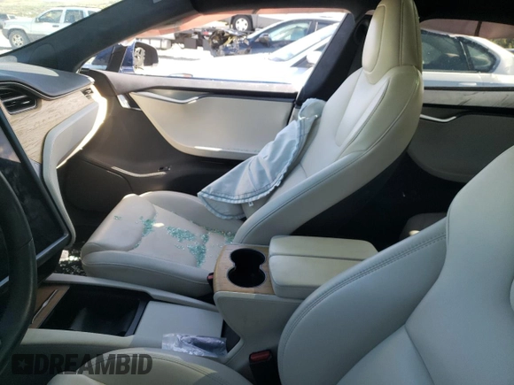 2021 Tesla Model S 75D with VIN 5YJSA1E44MF426532, listed as a Copart auction lot 56600895 with Not provided miles and Salvage title. Bid and sale history available at DreamBid. Image 8.