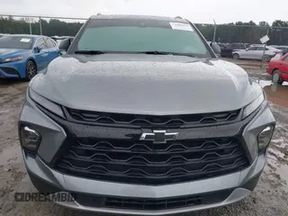 2024 Chevrolet Blazer LT with VIN 3GNKBDR4XRS136956, listed as a IAAI auction lot 42404333 with 19,976 mi miles and . Bid and sale history available at DreamBid. Image 6.