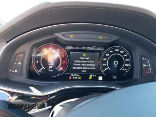 2023 Audi RS Q8 z VIN WU1ARBF18PD005006, wystawiony jako Copart lot #70642564 z przebiegiem 16 570 mil mil oraz Szkoda całkowita • Salvage title. Historia ofert i sprzedaży dostępna na DreamBid. Obrazek 9.