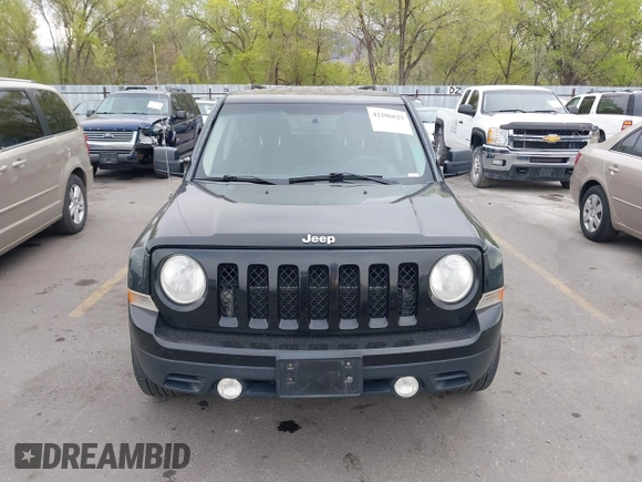 2012 Jeep Patriot Sport with VIN 1C4NJRBB7CD636000, listed as a IAAI auction lot 42106629 with 143,958 mi miles. Bid and sale history available at carsss.com. Image 6.