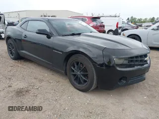 2013 Chevrolet Camaro LS с VIN 2G1FA1E34D9231634, выставлен на аукционе IAAI как лот 41945267 с пробегом 148 275 миль миль и . История ставок и продаж доступна на DreamBid. Изображение 1.