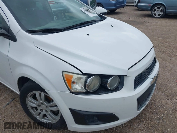 2015 Chevrolet Sonic LT with VIN 1G1JC5SH8F4213297, listed as a IAAI auction lot 42035646 with 152,628 mi miles and . Bid and sale history available at DreamBid. Image 6.