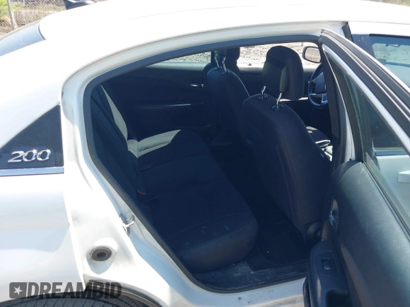2014 Chrysler 200 Touring with VIN 1C3CCBBB9EN183489, listed as a IAAI auction lot 42115521 with 147,284 mi miles. Bid and sale history available at carsss.com. Image 8.
