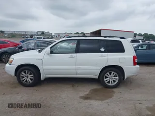2007 Toyota Highlander w/3rd Row z VIN JTEDW21A570017255, wystawiony jako IAAI lot #42265923 z przebiegiem 245 805 mil mil oraz . Historia ofert i sprzedaży dostępna na DreamBid. Obrazek 15.