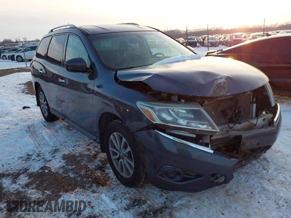 2013 Nissan Pathfinder SV with VIN 5N1AR2MM1DC622173, listed as a IAAI auction lot 41301254 with 145,903 mi miles. Bid and sale history available at carsss.com. Image 1.