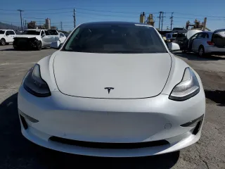 2019 Tesla Model 3 Long Range with VIN 5YJ3E1EB1KF433510, listed as a Copart auction lot 47482225 with 111,352 mi miles and Salvage Title. Bid and sale history available at DreamBid. Image 5.
