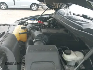 2018 Ford F-150 XL z VIN 1FTEW1CG3JKF34568, wystawiony jako IAAI lot #42983283 z przebiegiem 105 396 mil mil oraz . Historia ofert i sprzedaży dostępna na DreamBid. Obrazek 19.