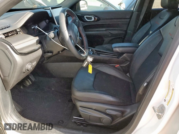 2024 Jeep Compass Trailhawk with VIN 3C4NJDDN6RT144748, listed as a Copart auction lot 62675405 with 22,511 mi miles and Clean title. Bid and sale history available at DreamBid. Image 7.