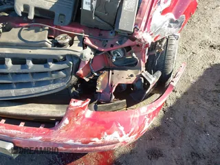 1999 Dodge Caravan z VIN 1B4GP45G7XB554879, wystawiony jako IAAI lot #41644242 z przebiegiem Nie podano mil oraz . Historia ofert i sprzedaży dostępna na DreamBid. Obrazek 6.