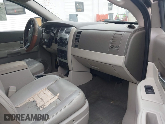 2005 Dodge Durango Limited with VIN 1D8HD58D15F518202, listed as a IAAI auction lot 41430100 with 223,338 mi miles and . Bid and sale history available at DreamBid. Image 5.