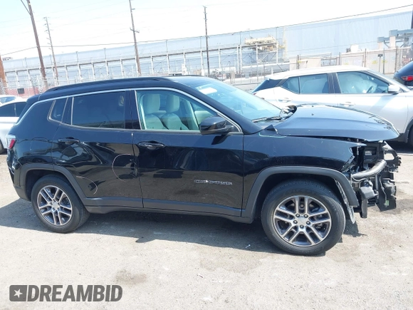 2020 Jeep Compass Latitude z VIN 3C4NJCBB0LT258657, wystawiony jako IAAI lot #42599084 z przebiegiem 29 997 mil mil oraz . Historia ofert i sprzedaży dostępna na DreamBid. Obrazek 14.