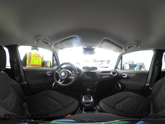 2018 Jeep Renegade Altitude z VIN ZACCJABB0JPJ52125, wystawiony jako IAAI lot #42262220 z przebiegiem 67 857 mil mil oraz . Historia ofert i sprzedaży dostępna na DreamBid. Obrazek 18.