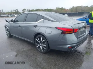 2022 Nissan Altima 2.5 SR with VIN 1N4BL4CV0NN350615, listed as a IAAI auction lot 41807635 with 91,429 mi miles. Bid and sale history available at carsss.com. Image 3.