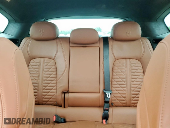 2022 Maserati Levante Modena S with VIN ZN661ZUM4NX393104, listed as a Copart auction lot 54906085 with 11,800 mi miles and Non Repairable. Bid and sale history available at carsss.com. Image 10.