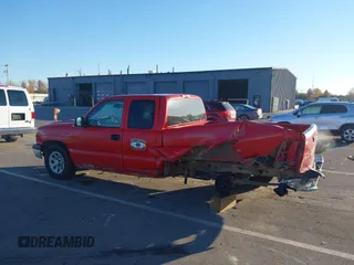 2006 Chevrolet Silverado 1500 Work Truck with VIN 1GCEC19X56Z256965, listed as a IAAI auction lot 40653848 with 254,976 mi miles. Bid and sale history available at carsss.com. Image 6.