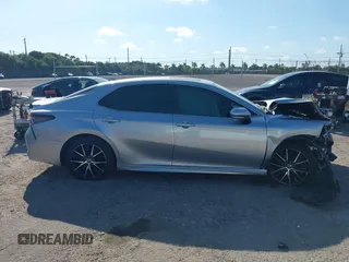 2022 Toyota Camry SE with VIN 4T1T11AK9NU686020, listed as a IAAI auction lot 41155558 with 46,746 mi miles and . Bid and sale history available at DreamBid. Image 13.