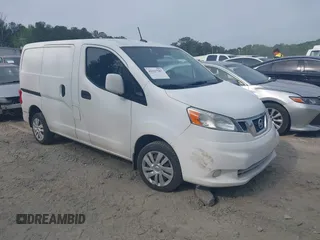 2014 Nissan NV200 S z VIN 3N6CM0KNXEK698981, wystawiony jako IAAI lot #42127587 z przebiegiem 208 746 mil mil oraz . Historia ofert i sprzedaży dostępna na DreamBid. Obrazek 1.