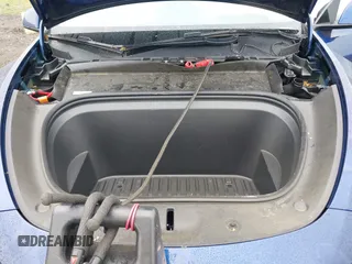 2023 Tesla Model Y Long Range z VIN 7SAYGDEE6PF603981, wystawiony jako IAAI lot #42133348 z przebiegiem 28 566 mil mil oraz . Historia ofert i sprzedaży dostępna na DreamBid. Obrazek 10.