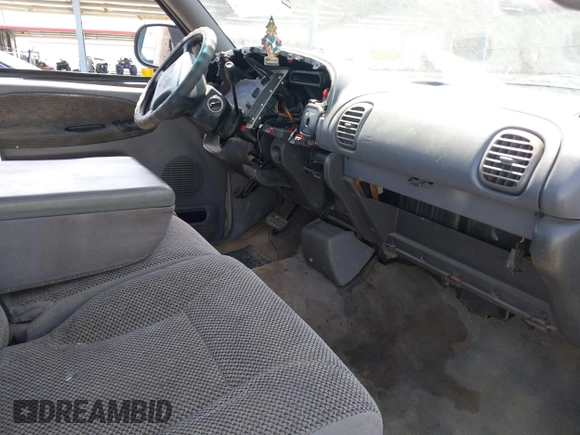 2000 Dodge Ram 2500 with VIN 3B7KC236XYG131214, listed as a IAAI auction lot 41816946 with 1 mi miles. Bid and sale history available at carsss.com. Image 5.