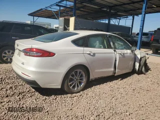 2020 Ford Fusion Hybrid SE with VIN 3FA6P0LU8LR259611, listed as a Copart auction lot 46892325 with 101,817 mi miles and Salvage Title. Bid and sale history available at carsss.com. Image 3.