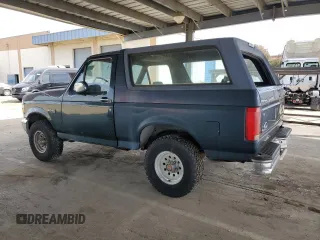 1992 Ford Bronco XL с VIN 1FMEU15N2NLB01501, выставлен на аукционе Copart как лот 50150135 с пробегом Не указан миль и Чистый • Clean title. История ставок и продаж доступна на DreamBid. Изображение 2.