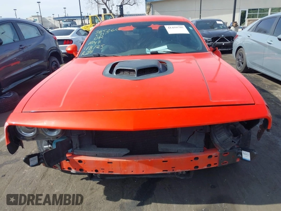 2016 Dodge Challenger R/T Scat Pack z VIN 2C3CDZFJXGH351790, wystawiony jako IAAI lot #41459795 z przebiegiem 69 129 mil mil oraz . Historia ofert i sprzedaży dostępna na DreamBid. Obrazek 13.