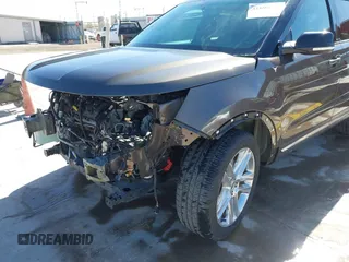 2016 Ford Explorer XLT with VIN 1FM5K7D89GGB11474, listed as a IAAI auction lot 41690237 with 19,109 mi miles and . Bid and sale history available at carsss.com. Image 6.