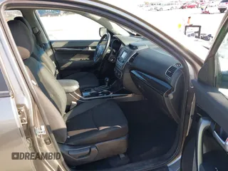 2014 Kia Sorento LX with VIN 5XYKT4A67EG528288, listed as a IAAI auction lot 42036077 with 67,835 mi miles. Bid and sale history available at carsss.com. Image 5.