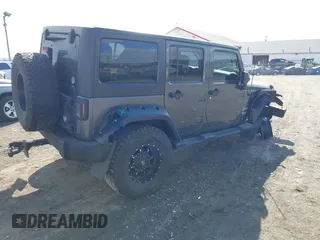 2014 Jeep Wrangler Unlimited Sport with VIN 1C4HJWDG1EL251271, listed as a IAAI auction lot 41647210 with 100,168 mi miles. Bid and sale history available at carsss.com. Image 4.
