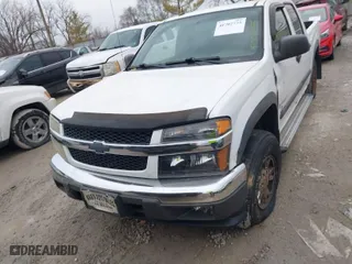 2008 Chevrolet Colorado LT w/1LT with VIN 1GCDT33EX88215206, listed as a IAAI auction lot 41702775 with 216,537 mi miles. Bid and sale history available at carsss.com. Image 12.