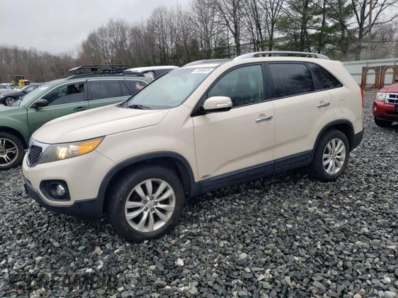 2011 Kia Sorento EX with VIN 5XYKUDA25BG040110, listed as a Copart auction lot 52195765 with 94,634 mi miles and Clean Title. Bid and sale history available at carsss.com. Image 1.