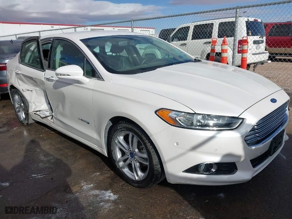 2015 Ford Fusion Titanium Hybrid with VIN 3FA6P0RU9FR308973, listed as a IAAI auction lot 41754320 with 82,686 mi miles. Bid and sale history available at carsss.com. Image 1.