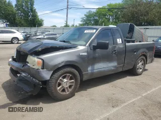 2004 Ford F-150 XL z VIN 1FTRF12W74NC16501, wystawiony jako Copart lot #57530505 z przebiegiem 186 508 mil mil oraz Szkody całkowita. Historia ofert i sprzedaży dostępna na DreamBid. Obrazek 1.