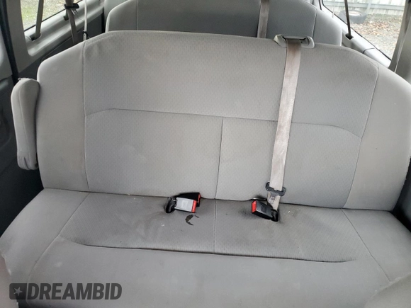 2008 Ford Econoline Passenger XL with VIN 1FBNE31L98DA53208, listed as a Copart auction lot 76157574 with 143,568 mi miles and Clean Title. Bid and sale history available at DreamBid. Image 10.