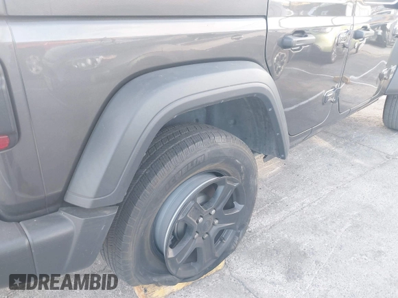 2018 Jeep Wrangler Unlimited Sport S z VIN 1C4HJXDN5JW206475, wystawiony jako IAAI lot #41359976 z przebiegiem Nie podano mil oraz . Historia ofert i sprzedaży dostępna na DreamBid. Obrazek 6.