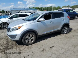 2013 Kia Sportage LX z VIN KNDPBCA25D7451481, wystawiony jako Copart lot #56119155 z przebiegiem 86 225 mil mil oraz Szkoda całkowita • Salvage title. Historia ofert i sprzedaży dostępna na DreamBid. Obrazek 1.
