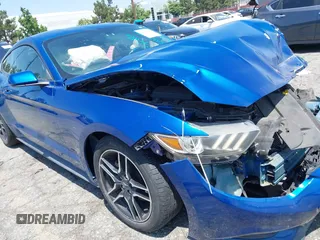 2017 Ford Mustang V6 с VIN 1FA6P8AM7H5203574, выставлен на аукционе IAAI как лот 42620908 с пробегом Не указан миль и . История ставок и продаж доступна на DreamBid. Изображение 17.