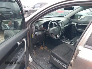 2015 Kia Sorento LX with VIN 5XYKT4A60FG659175, listed as a IAAI auction lot 42133740 with 178,406 mi miles. Bid and sale history available at carsss.com. Image 19.