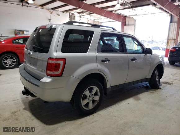 2009 Ford Escape XLT with VIN 1FMCU93G79KA20001, listed as a Copart auction lot 49480065 with 145,251 mi miles and Salvage Title. Bid and sale history available at carsss.com. Image 3.