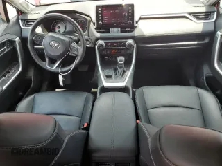 2021 Toyota RAV4 XLE Premium z VIN 2T3A1RFV2MW184609, wystawiony jako Copart lot #60129555 z przebiegiem 69 502 mil mil oraz Szkoda całkowita • Salvage title. Historia ofert i sprzedaży dostępna na DreamBid. Obrazek 8.