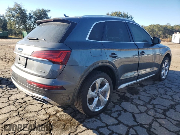 2022 Audi Q5 S line Prestige with VIN WA1FAAFY6N2011780, listed as a Copart auction lot 75135944 with 19,612 mi miles and Non Repairable. Bid and sale history available at carsss.com. Image 3.