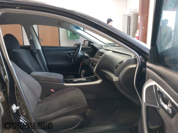 2013 Nissan Altima SV with VIN 1N4AL3AP2DN471865, listed as a IAAI auction lot 41775584 with 188,554 mi miles and . Bid and sale history available at DreamBid. Image 5.
