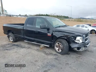 2007 Dodge Ram 2500 ST with VIN 3D7KR28CX7G710768, listed as a IAAI auction lot 41425262 with 201,395 mi miles. Bid and sale history available at carsss.com. Image 6.