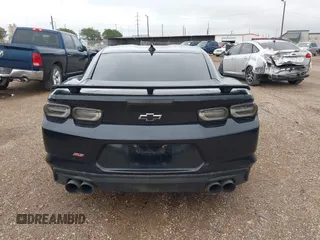 2019 Chevrolet Camaro 1SS z VIN 1G1FF1R70K0111514, wystawiony jako IAAI lot #41924277 z przebiegiem Nie podano mil oraz . Historia ofert i sprzedaży dostępna na DreamBid. Obrazek 16.