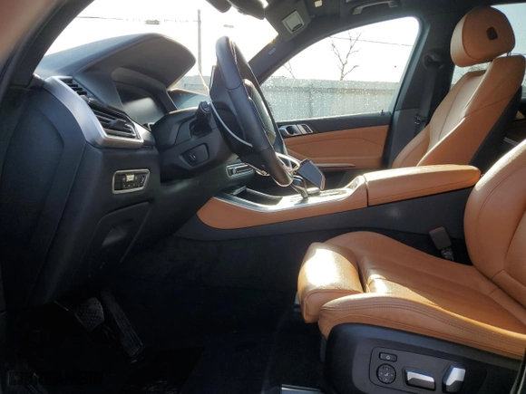 2022 BMW X5 xDrive40i with VIN 5UXCR6C01N9L67332, listed as a Copart auction lot 53049685 with 55,694 mi miles and Salvage Title. Bid and sale history available at carsss.com. Image 7.