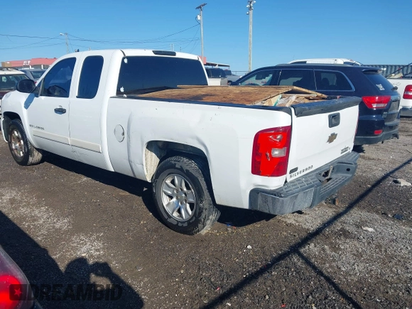 2007 Chevrolet Silverado 1500 LT w/1LT with VIN 2GCEC19JX71639564, listed as a IAAI auction lot 41437574 with 362,629 mi miles. Bid and sale history available at carsss.com. Image 3.